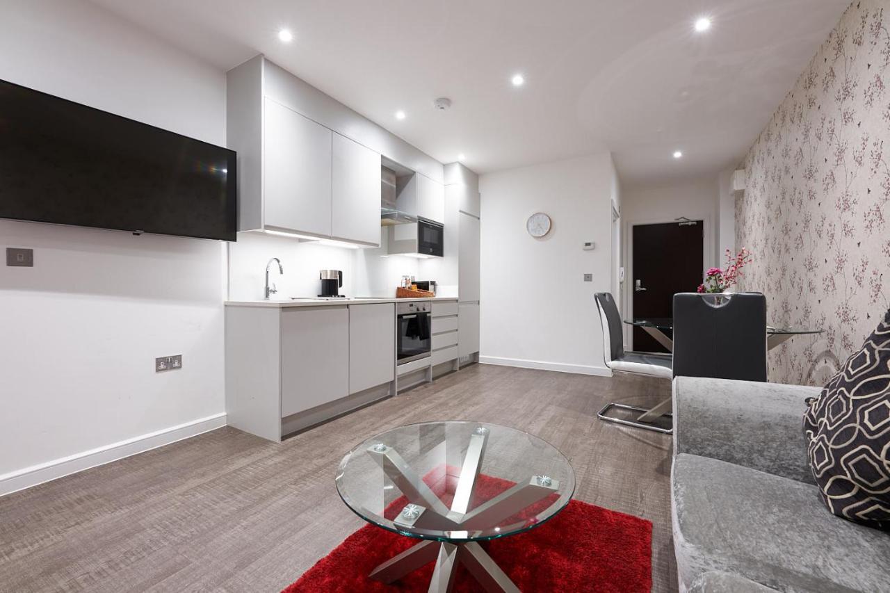 Luxustay Milburn House Milton Keynes Esterno foto