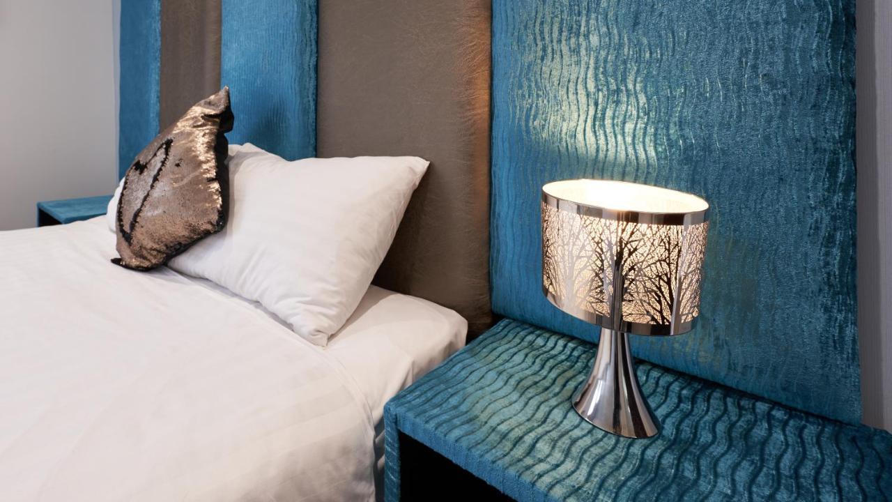 Luxustay Milburn House Milton Keynes Esterno foto