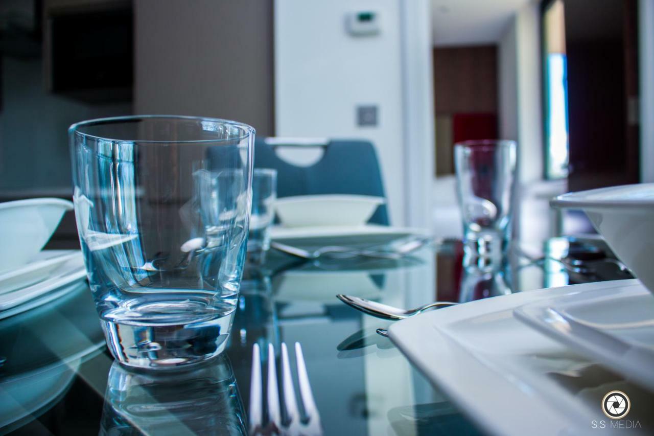 Luxustay Milburn House Milton Keynes Esterno foto
