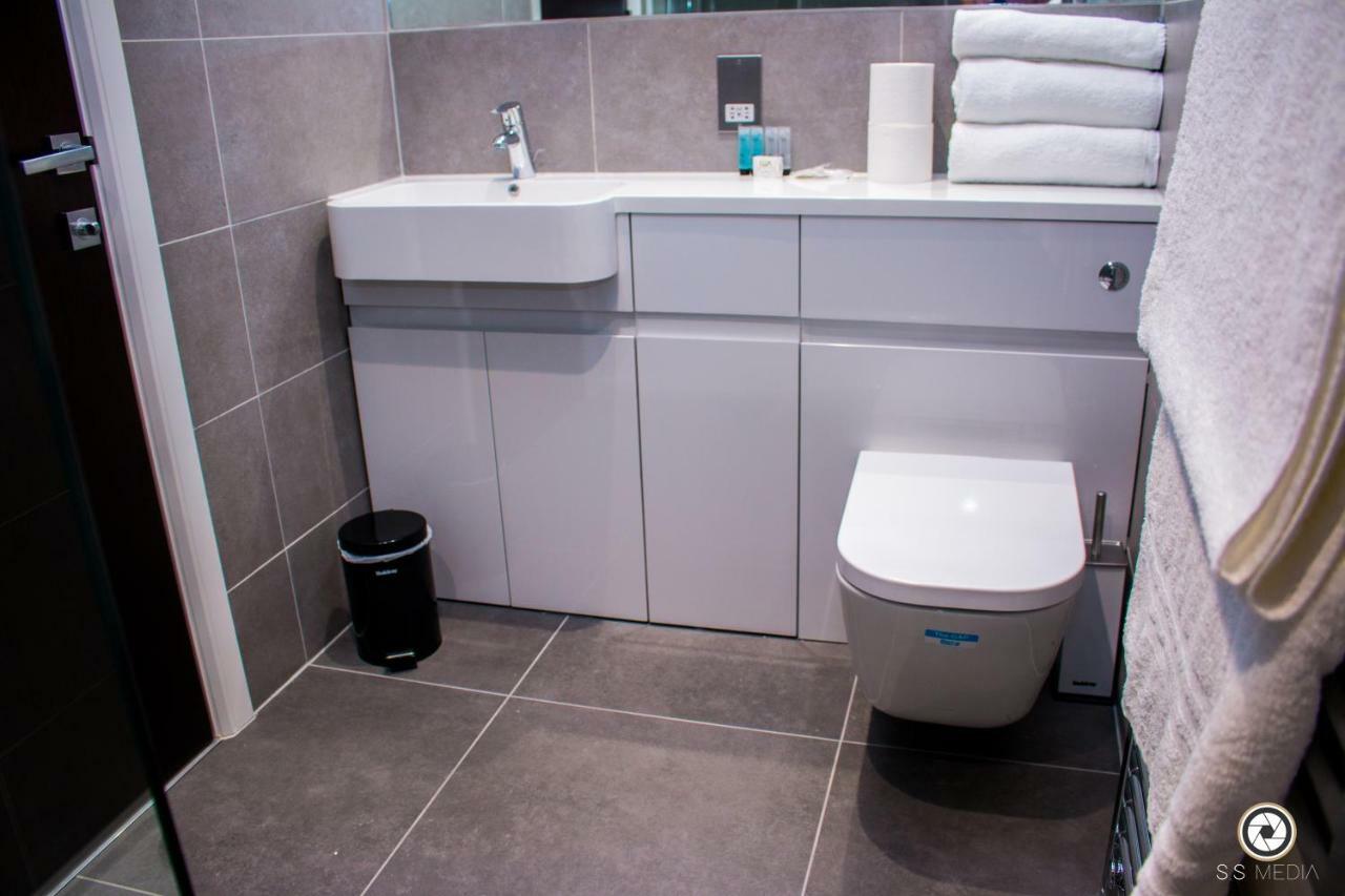 Luxustay Milburn House Milton Keynes Esterno foto